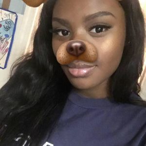 Meet your Posher, Lashae