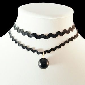 Zig zag 2 layer Choker Necklace with ball charm