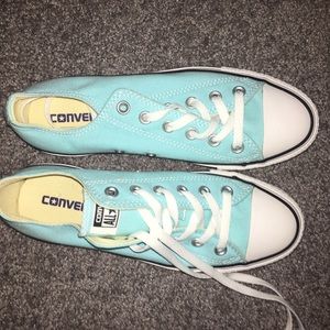 converse (BRAND NEW)