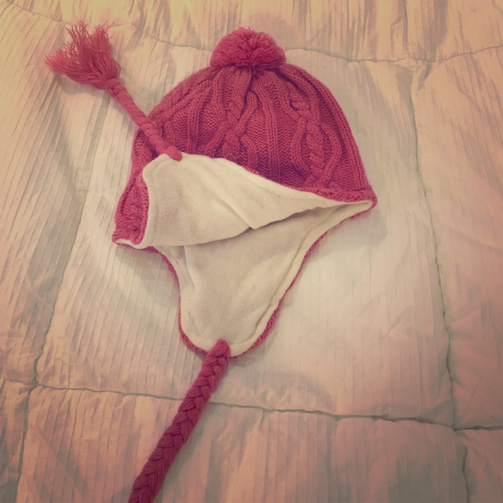 Pink knit hat - Picture 2 of 3