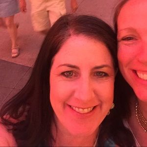 Meet your Posher, Kelly