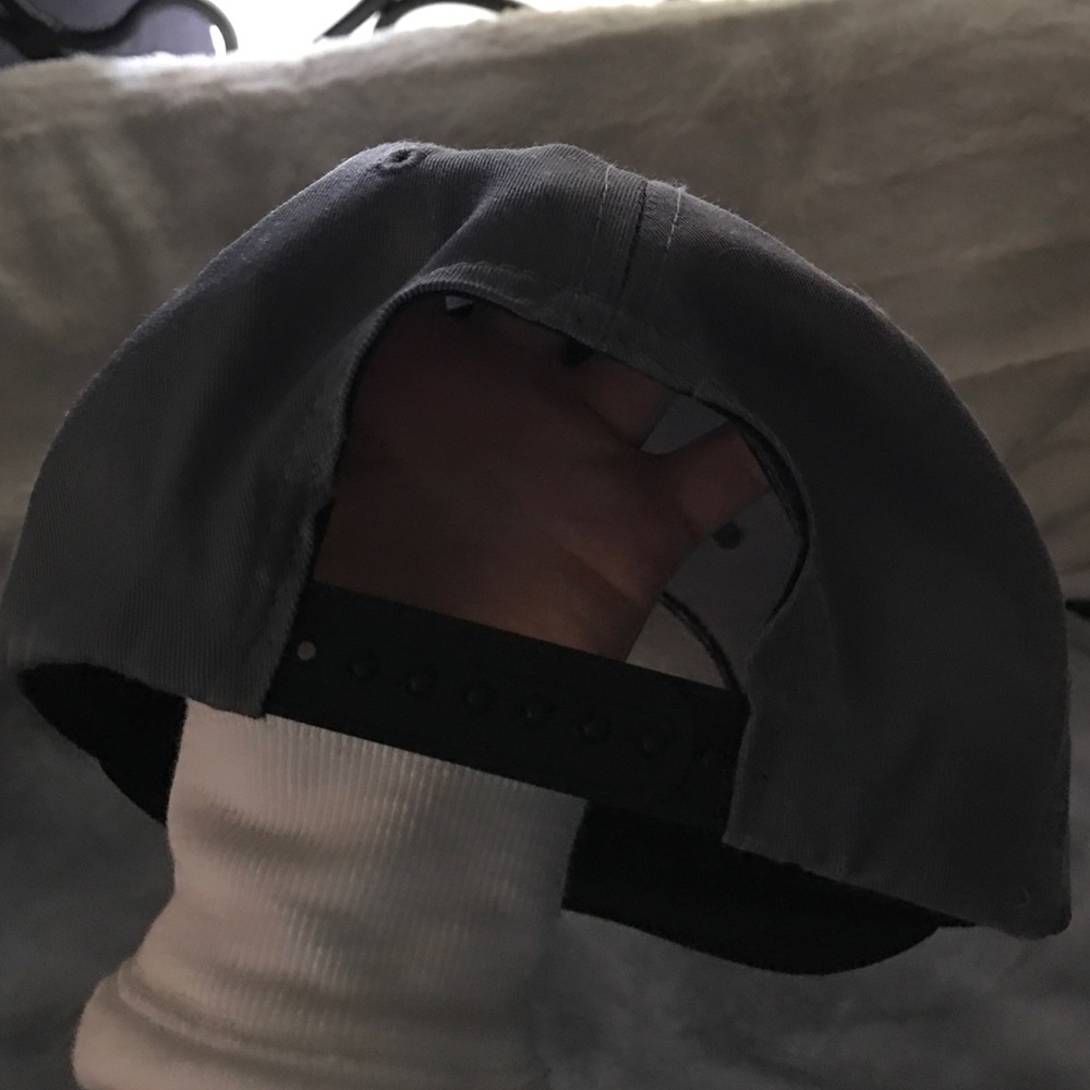 Bateman hat - Picture 3 of 4