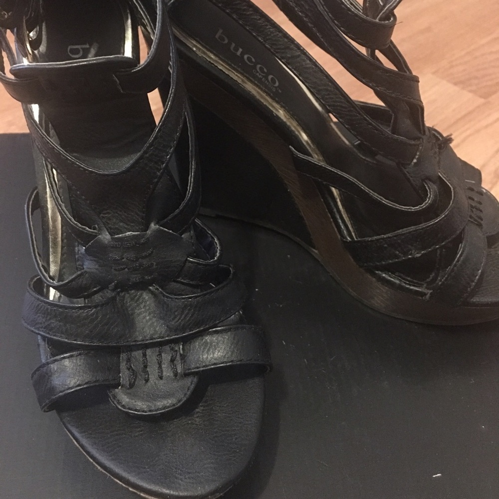 Bucco Women's Wedge Shoes