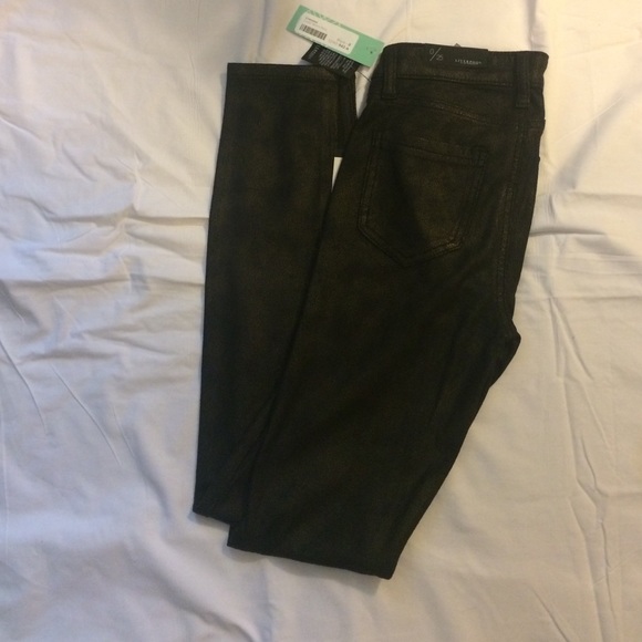Black skinny pants. - Picture 2 of 4