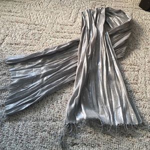 Metallic scarf