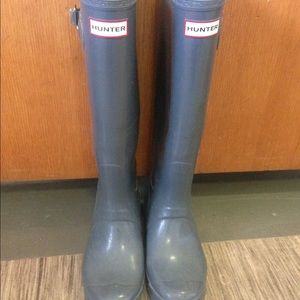 Grey HUNTER BOOTS size 8 $75