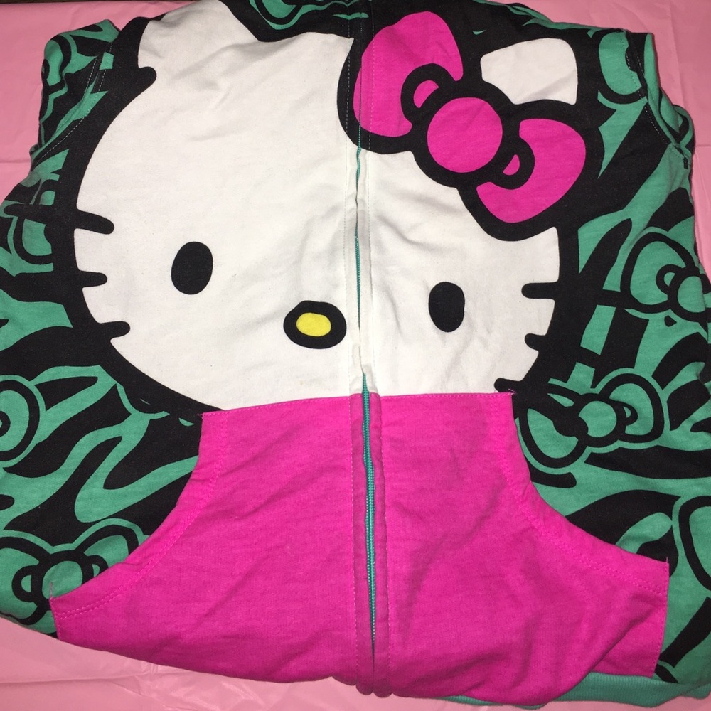 Hello kitty sweater
