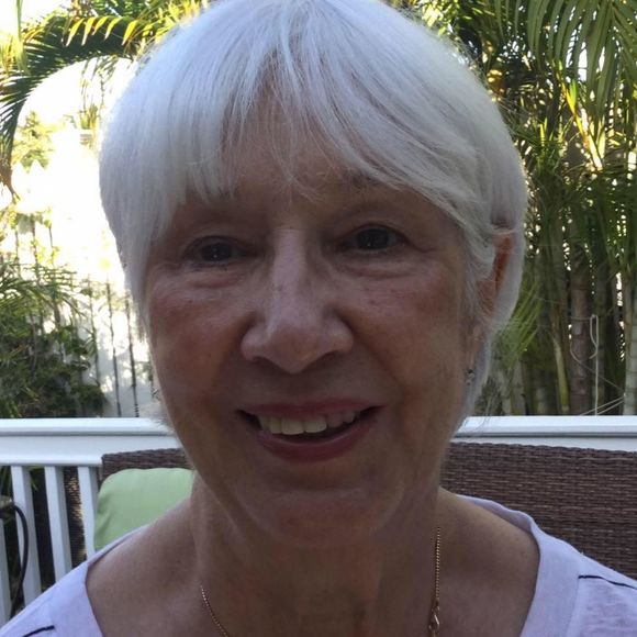 Meet your Posher, Alix - Picture 1 of 1