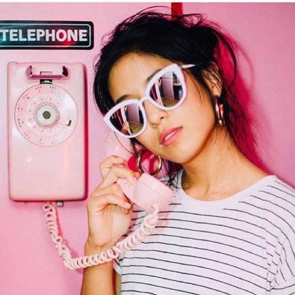 Quay Australia White Lilac Super Girl - Picture 3 of 4