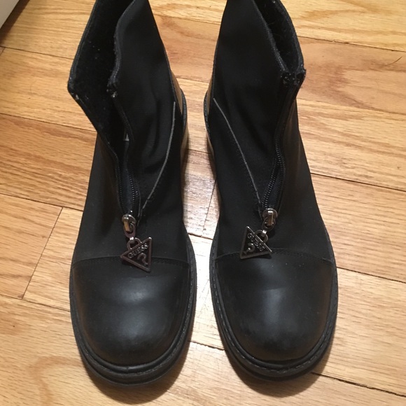 Guess Shoes - Great condition guess black boots