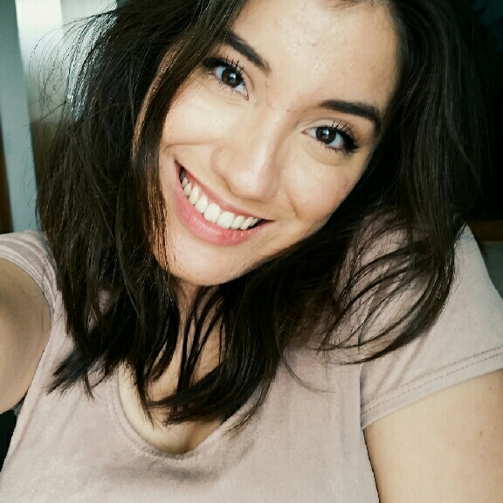 Meet your Posher, Olivia