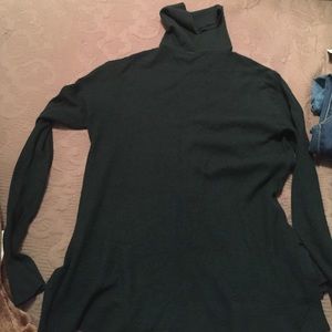 Light weight sweater