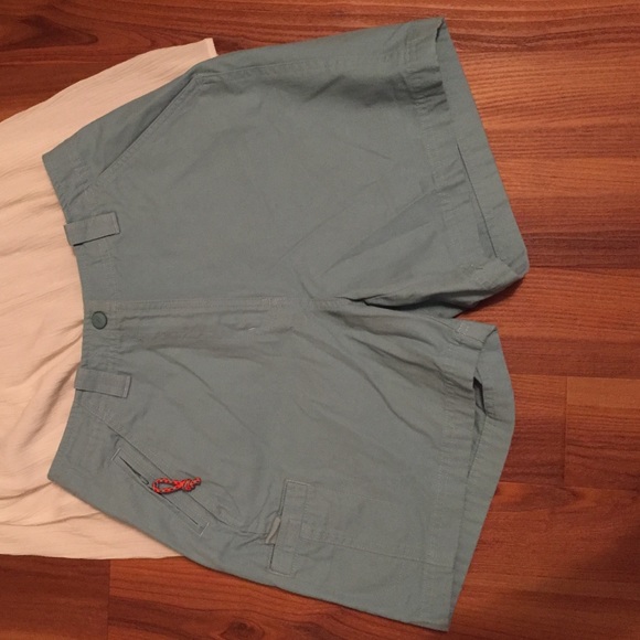 L.L. Bean Shorts - Picture 2 of 4