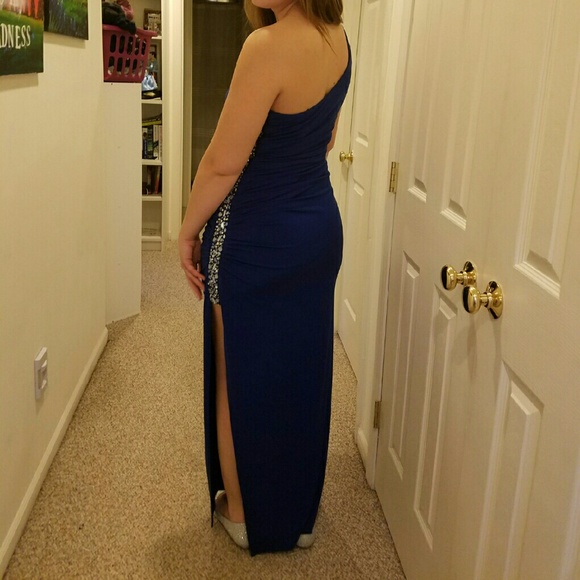 Prom Dress - Picture 3 of 3