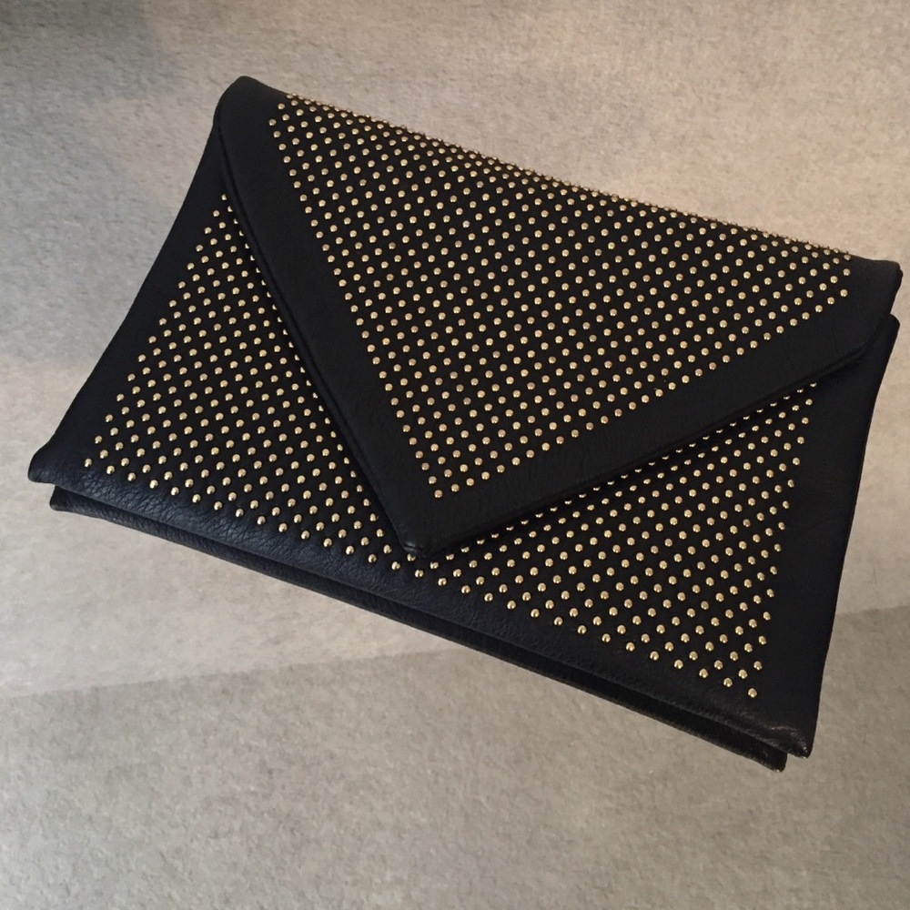 Envelope clutch