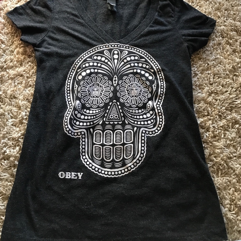 Obey T-shirt