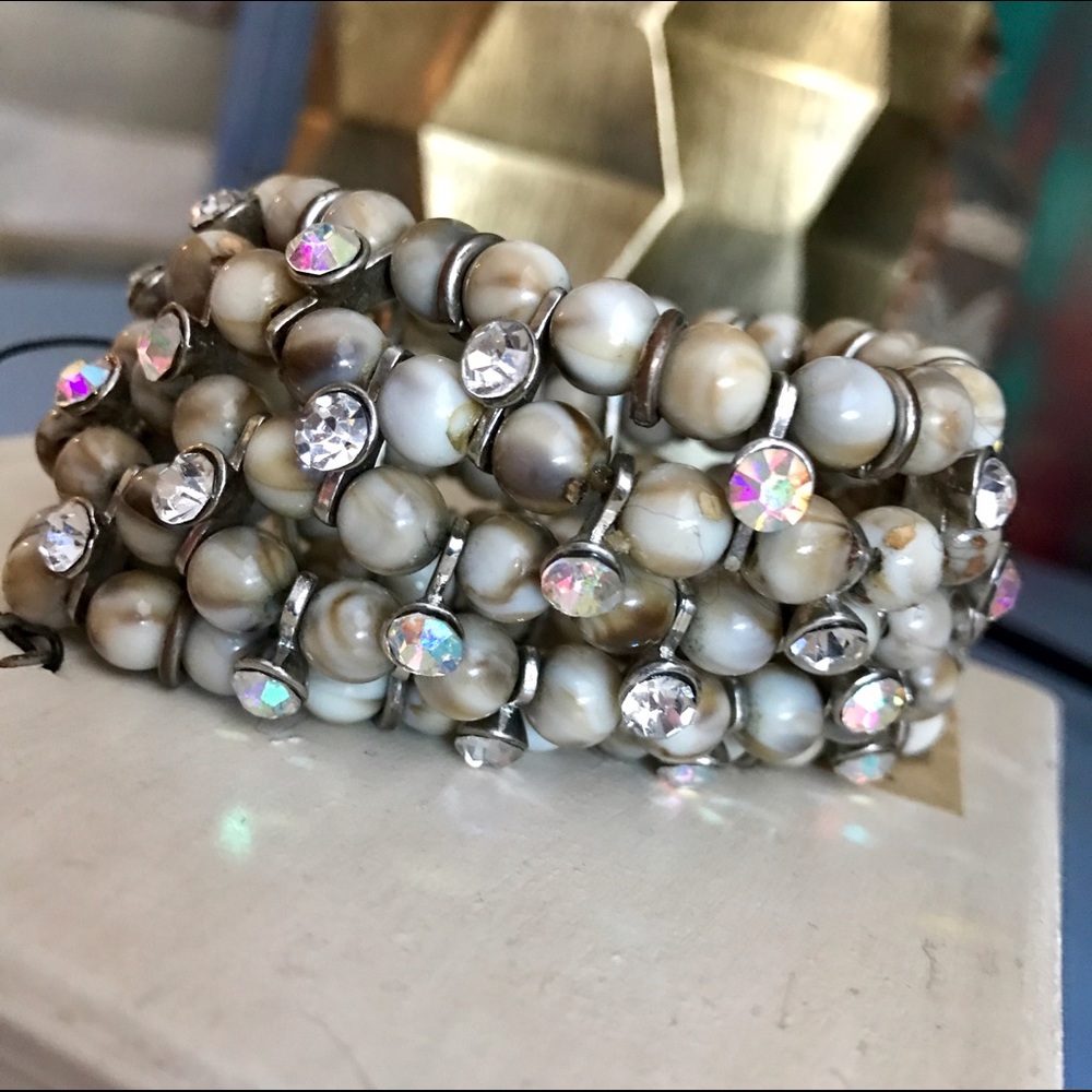 Gorgeous Bead & Rhinestone Stretch Bracelet - Picture 4 of 4