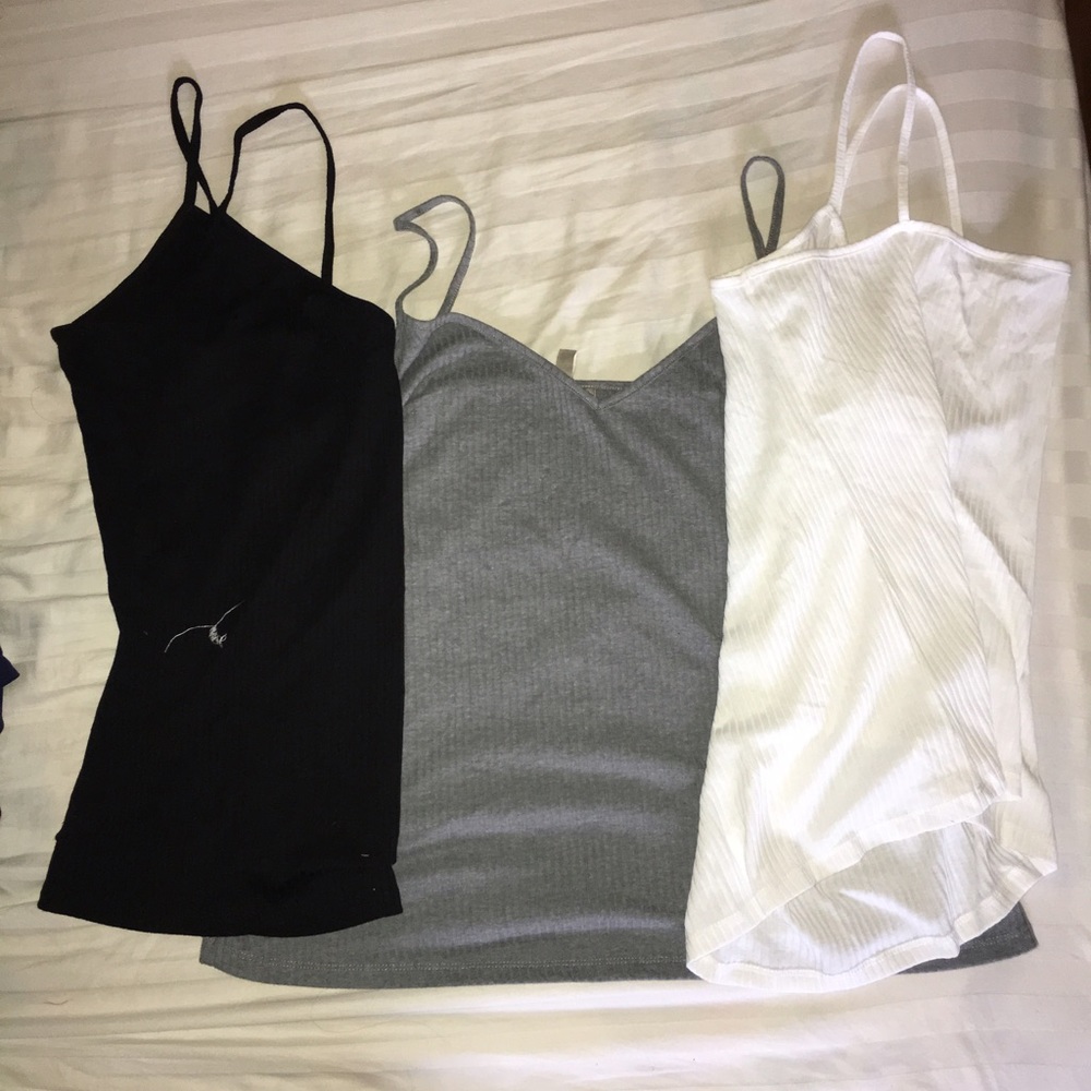 Set of three tank tops