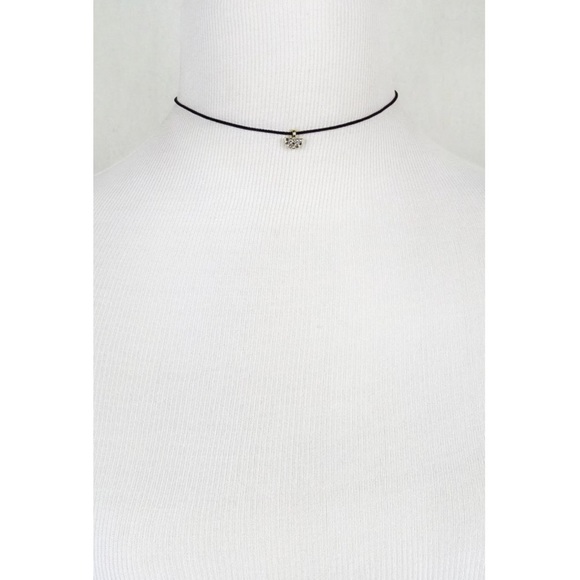 🆕Anne Half Circle Chocker - Picture 3 of 3