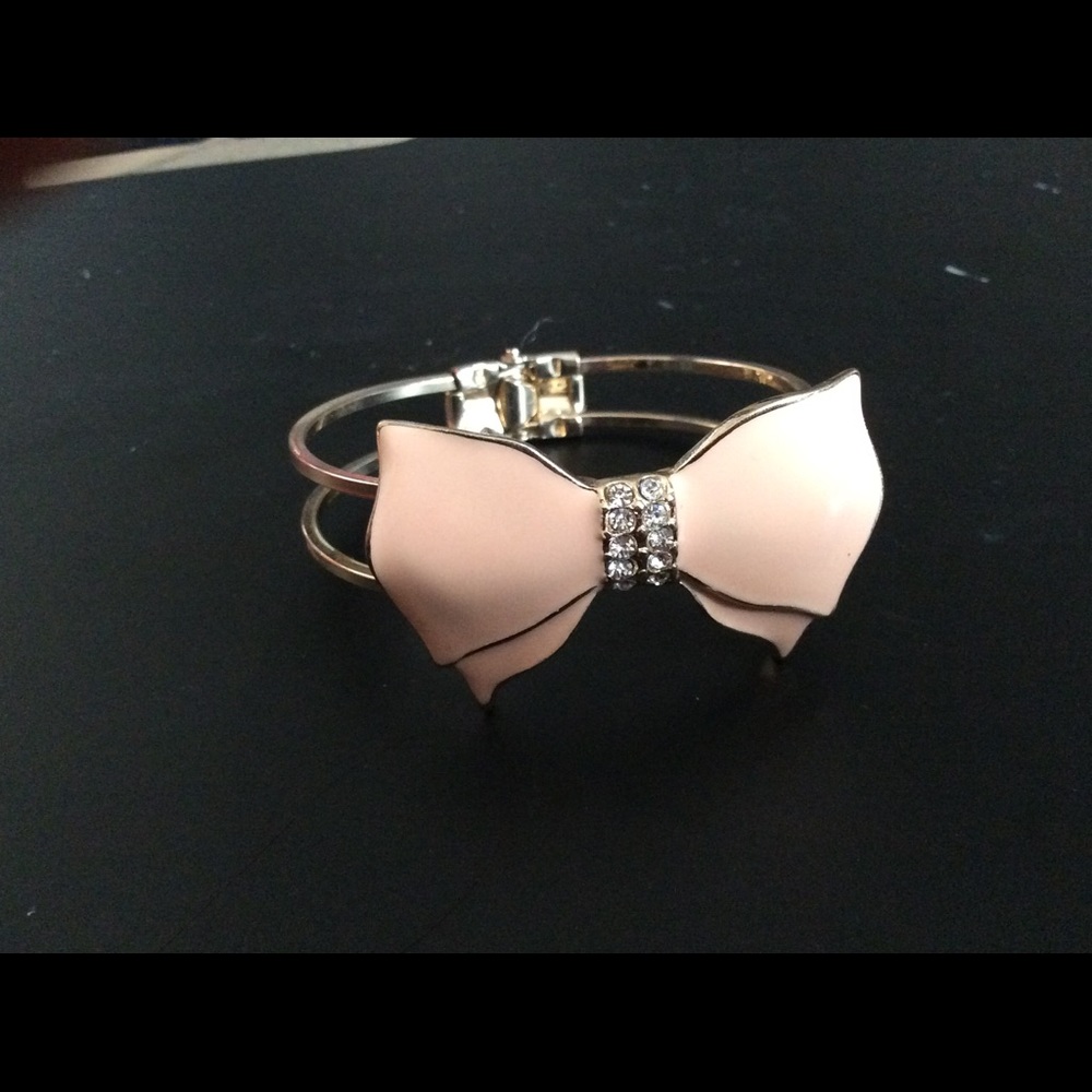 Bow bracelet.