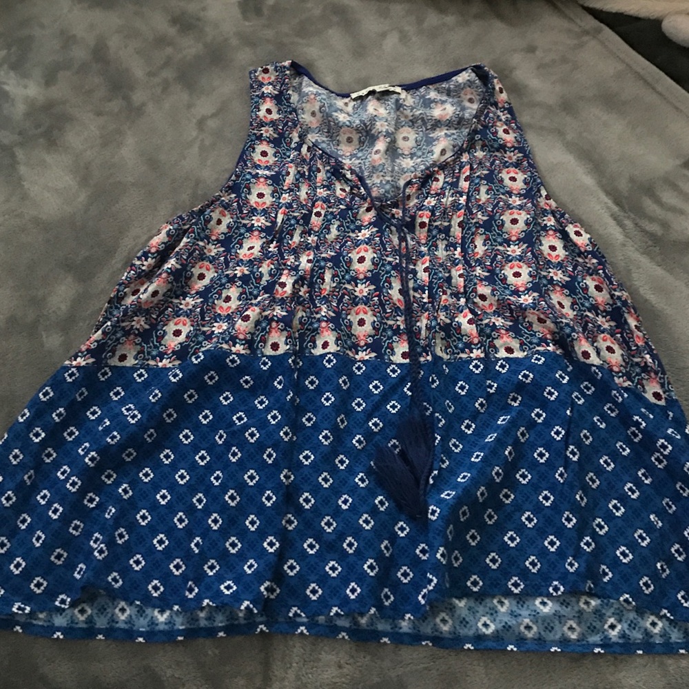 Worn once! Super cute sleeveless top -Haute Monde