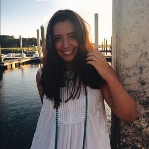 Meet your Posher, Olivia