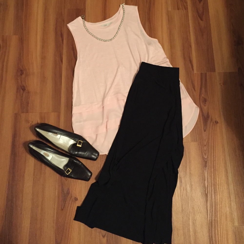 Flow-y Black Capris