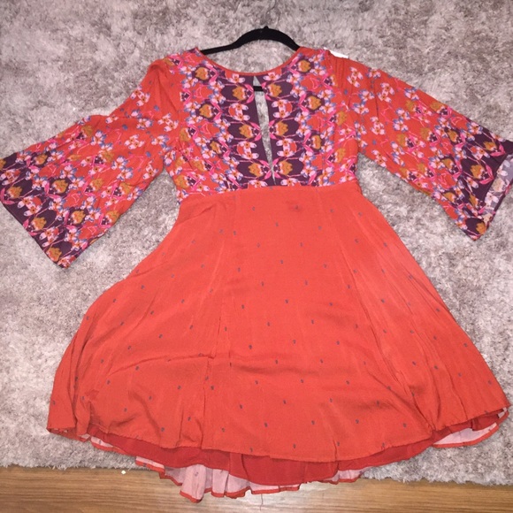 Urban Outfitters open back dress - Picture 2 of 4