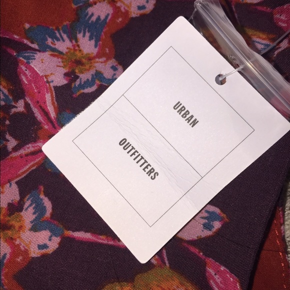 Urban Outfitters open back dress - Picture 4 of 4