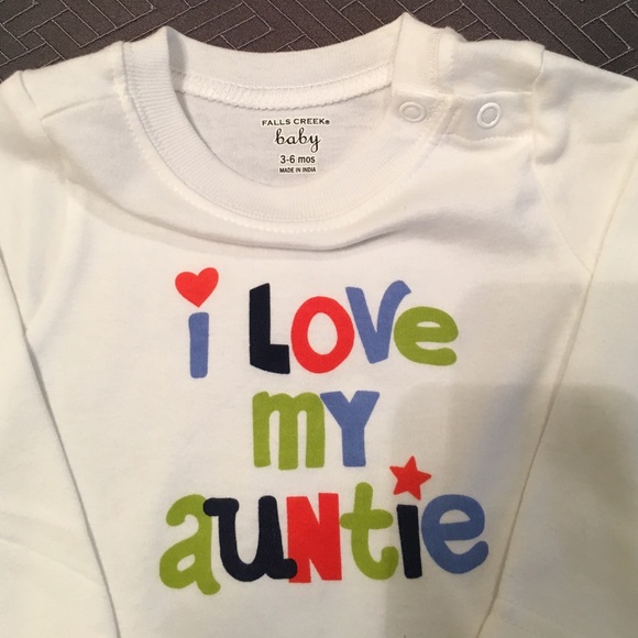 I Love my Auntie onesie- NWOT!!! - Picture 3 of 4