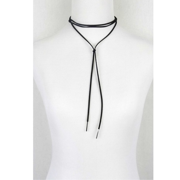 ‼️SALE‼️Whitney Wrap Around Chocker - Picture 3 of 3