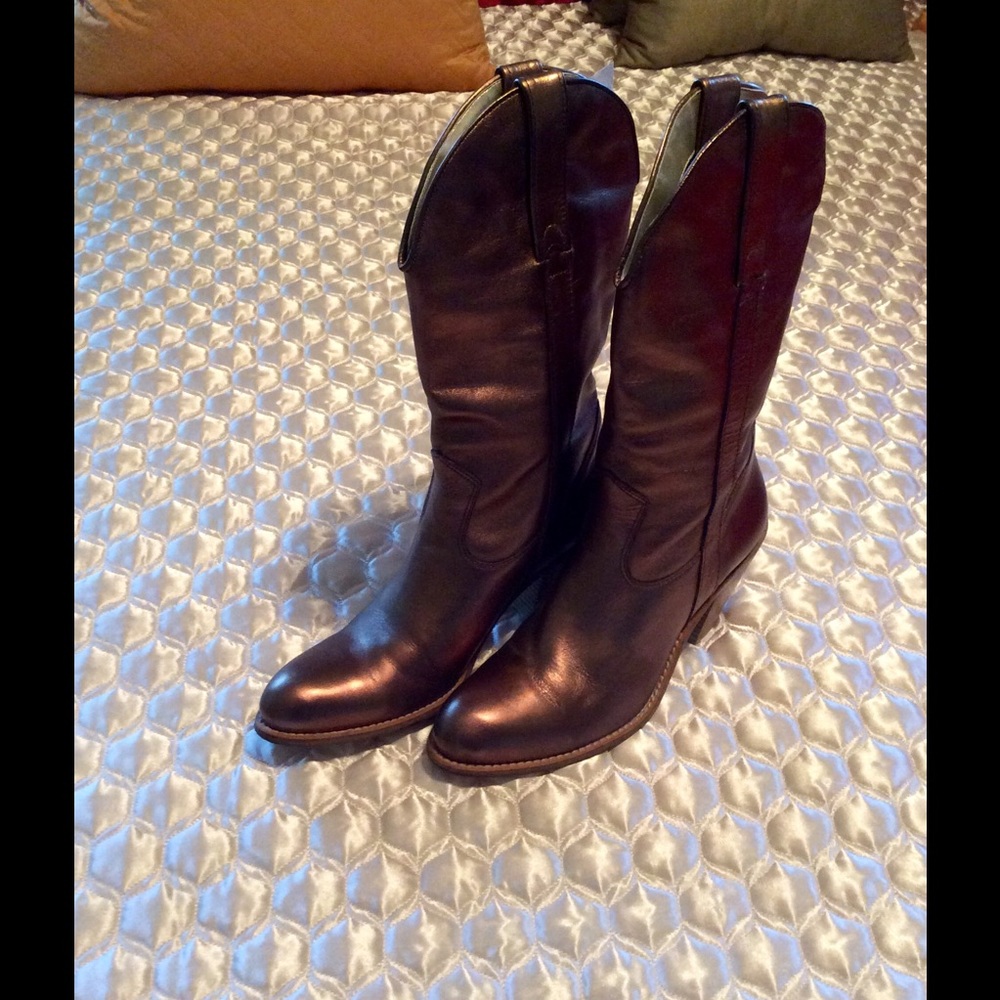 Jessica Simpson boots