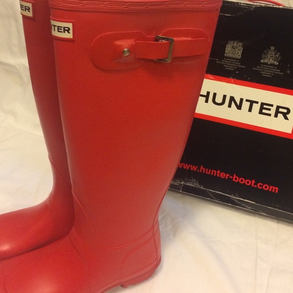 Red hunter boots - Picture 4 of 4
