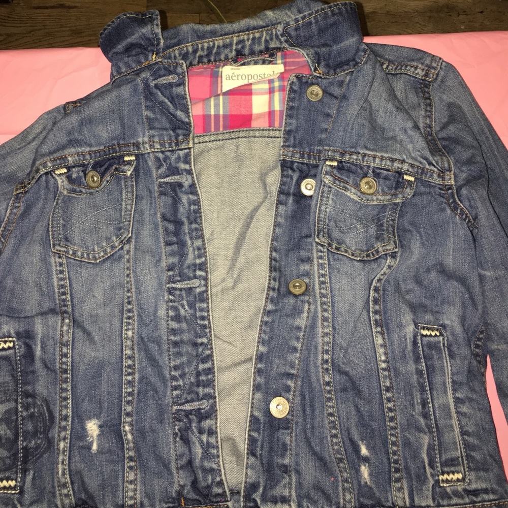 Medium wash jean jacket