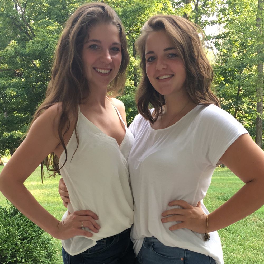 Meet your Posher, Chloe