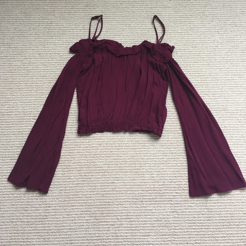 LA Hearts Off-the-Shoulder Crop Top