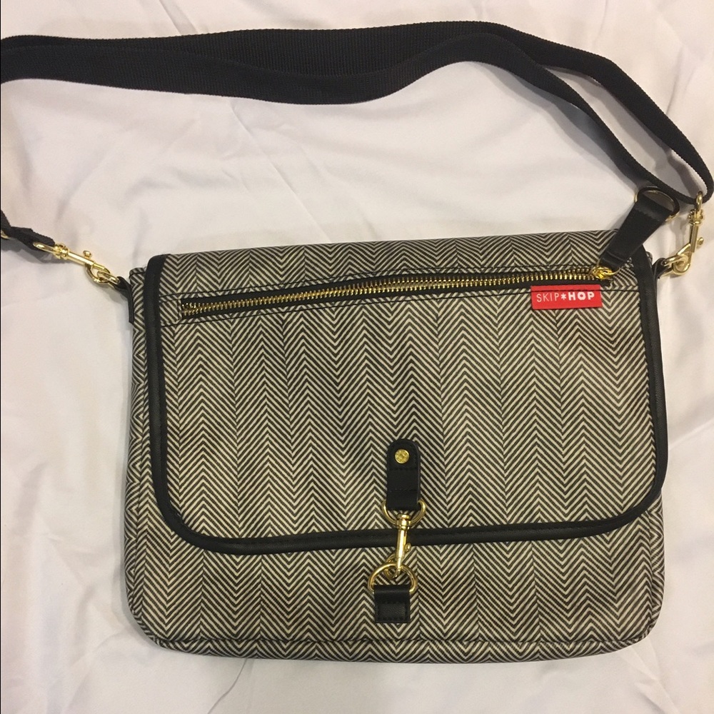 🚫sold🚫Skip Hop Diaper Bag Clutch NWOT
