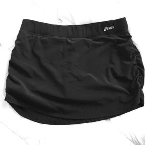 Running/tennis skort. Asics Large black, very sexy