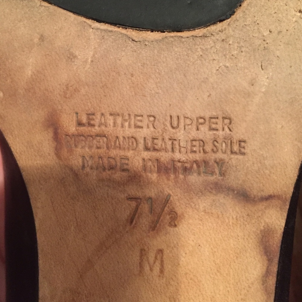 Brown Talbots Heels - Picture 3 of 4