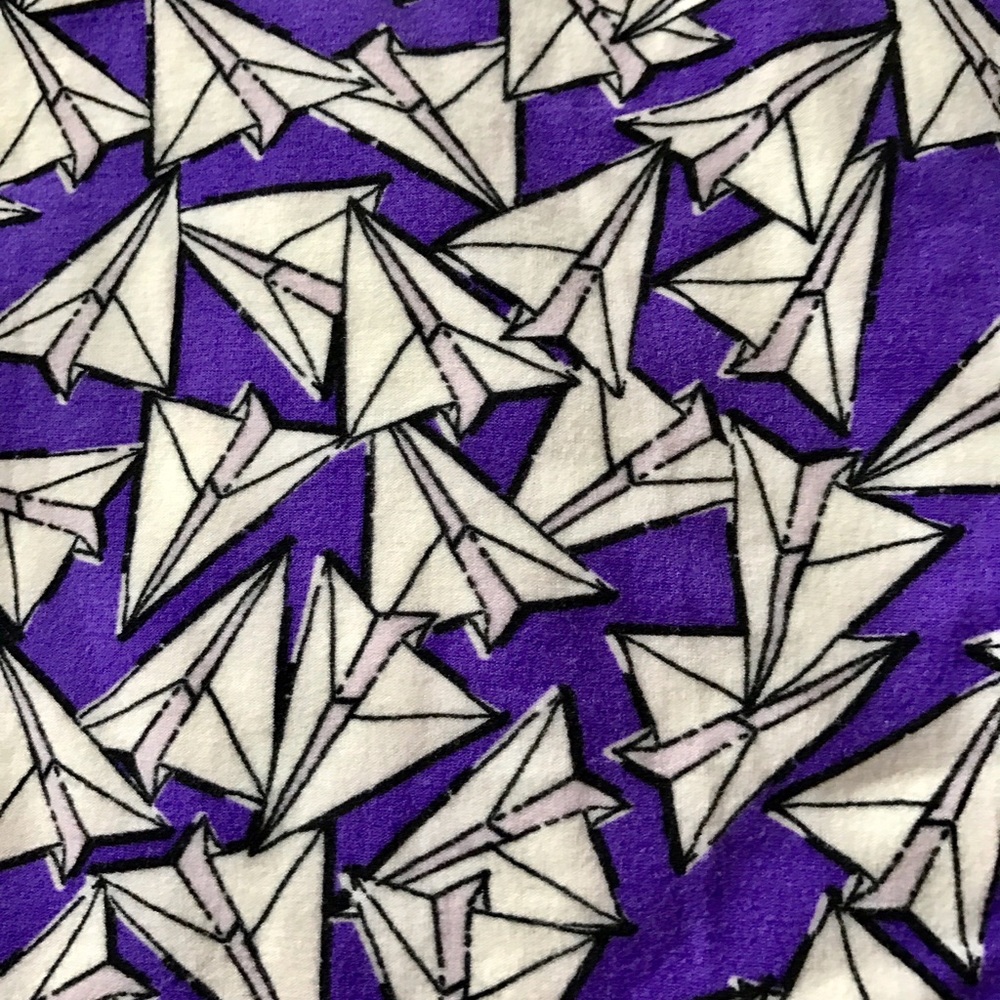 LulaRoe TC Paper Airplane Leggings