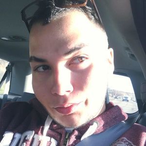 Meet your Posher, Héctor