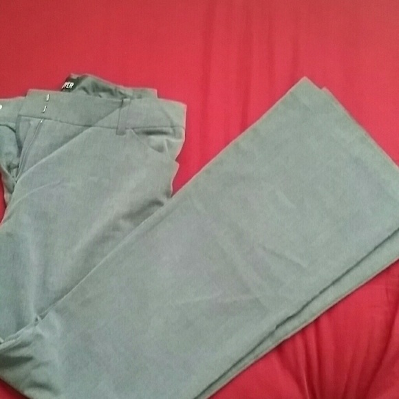 Dress pants - Picture 3 of 3