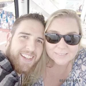 Meet your Posher, Eva