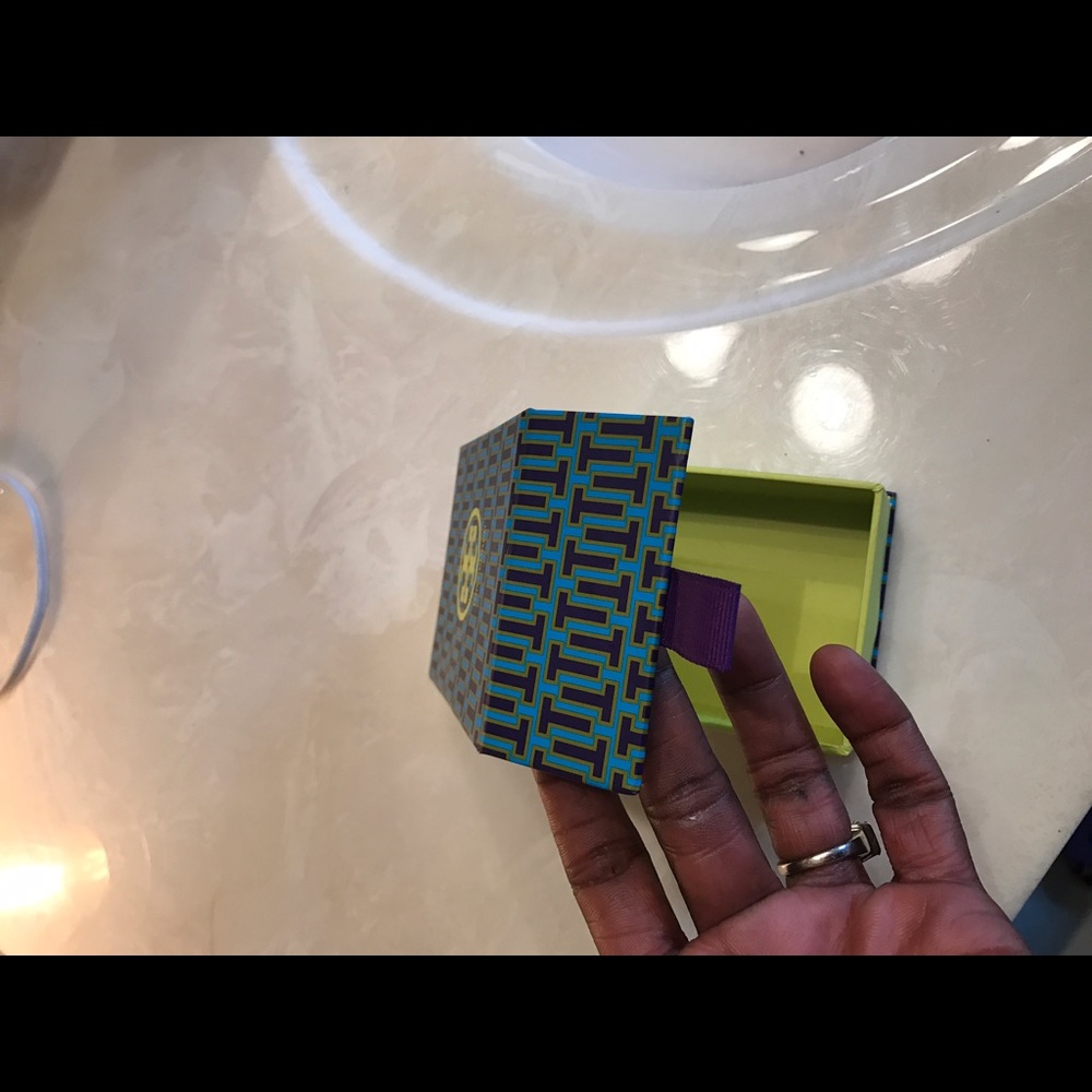 Tory gift box - Picture 2 of 2