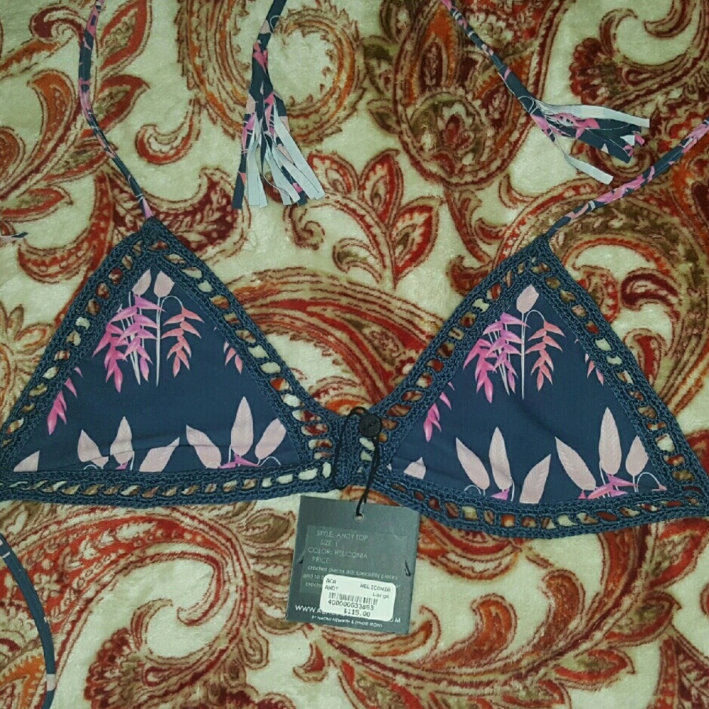 ❌SOLD❌ Acacia Heliconia Andy top