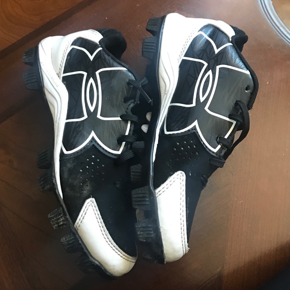 Cleats - Picture 4 of 4