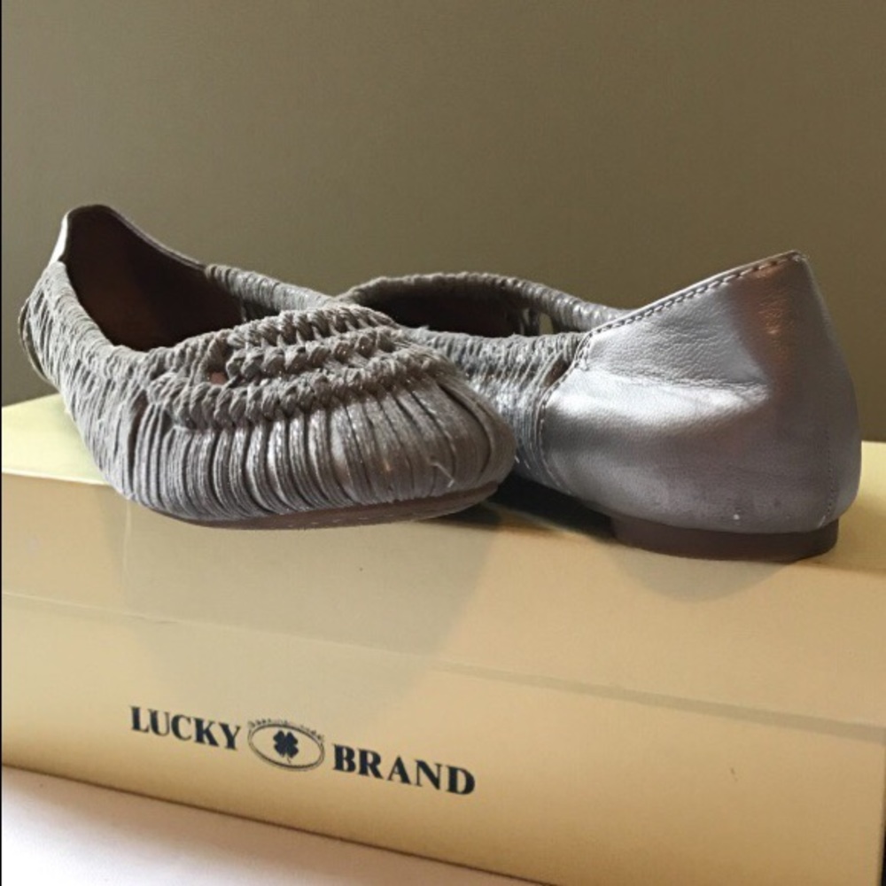 Lucky Brand Silver Flats