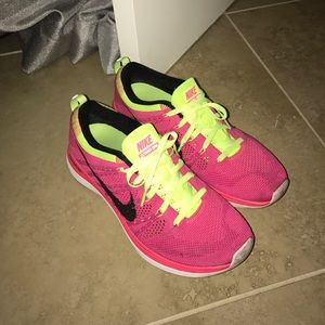 Nike shoes! Size 8