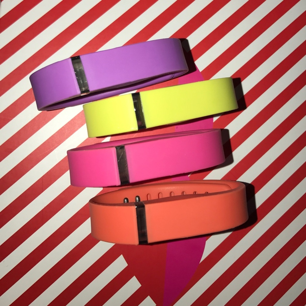 4 Replacement Fitbit Flex bands