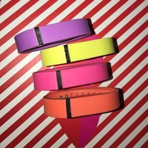 4 Replacement Fitbit Flex bands